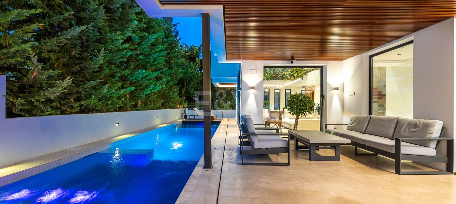 Maison contemporaine luxueuse et écologique à Casablanca, Marbella à partir de 21 000€/semaine