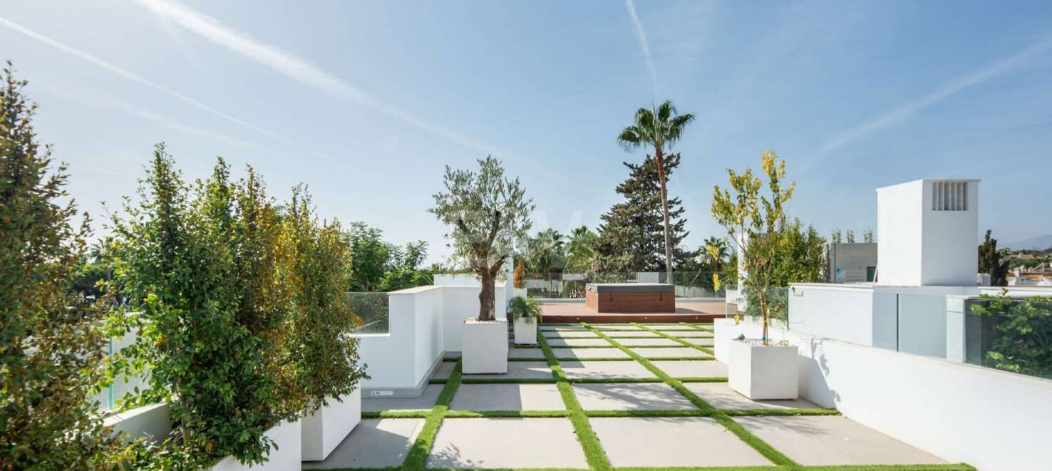 Lyxigt och miljövänligt samtida hus i Casablanca, Marbella från 21 000 € / vecka