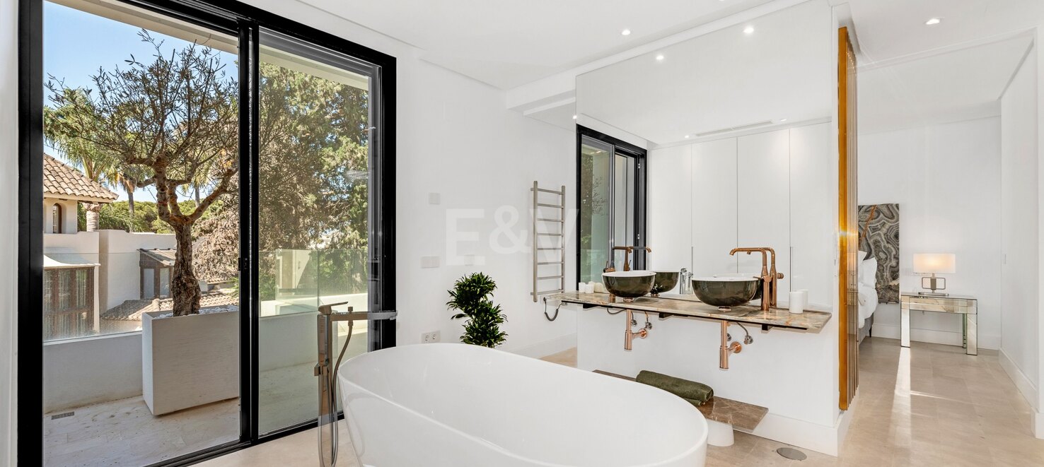 Maison contemporaine luxueuse et écologique à Casablanca, Marbella à partir de 21 000€/semaine