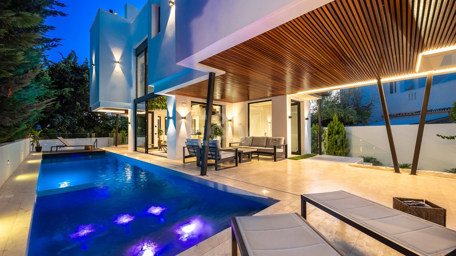 Luxurious and eco-friendly contemporary house in Casablanca, Marbella from 21,000€/week