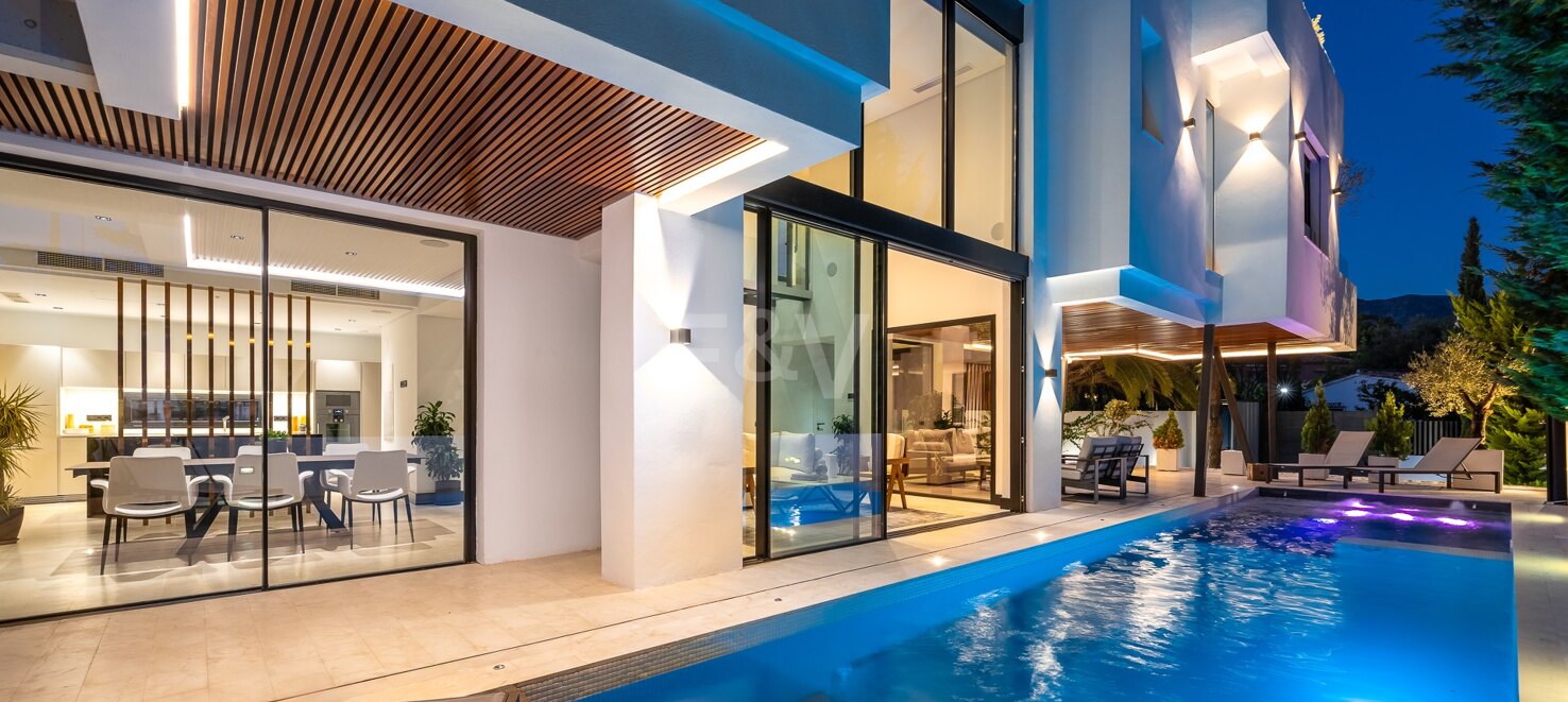 Maison contemporaine luxueuse et écologique à Casablanca, Marbella à partir de 21 000€/semaine