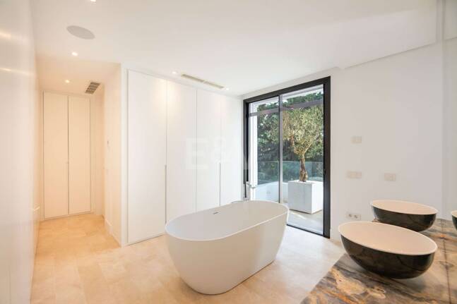 Luxurious and eco-friendly contemporary house in Casablanca, Marbella from 21,000€/week