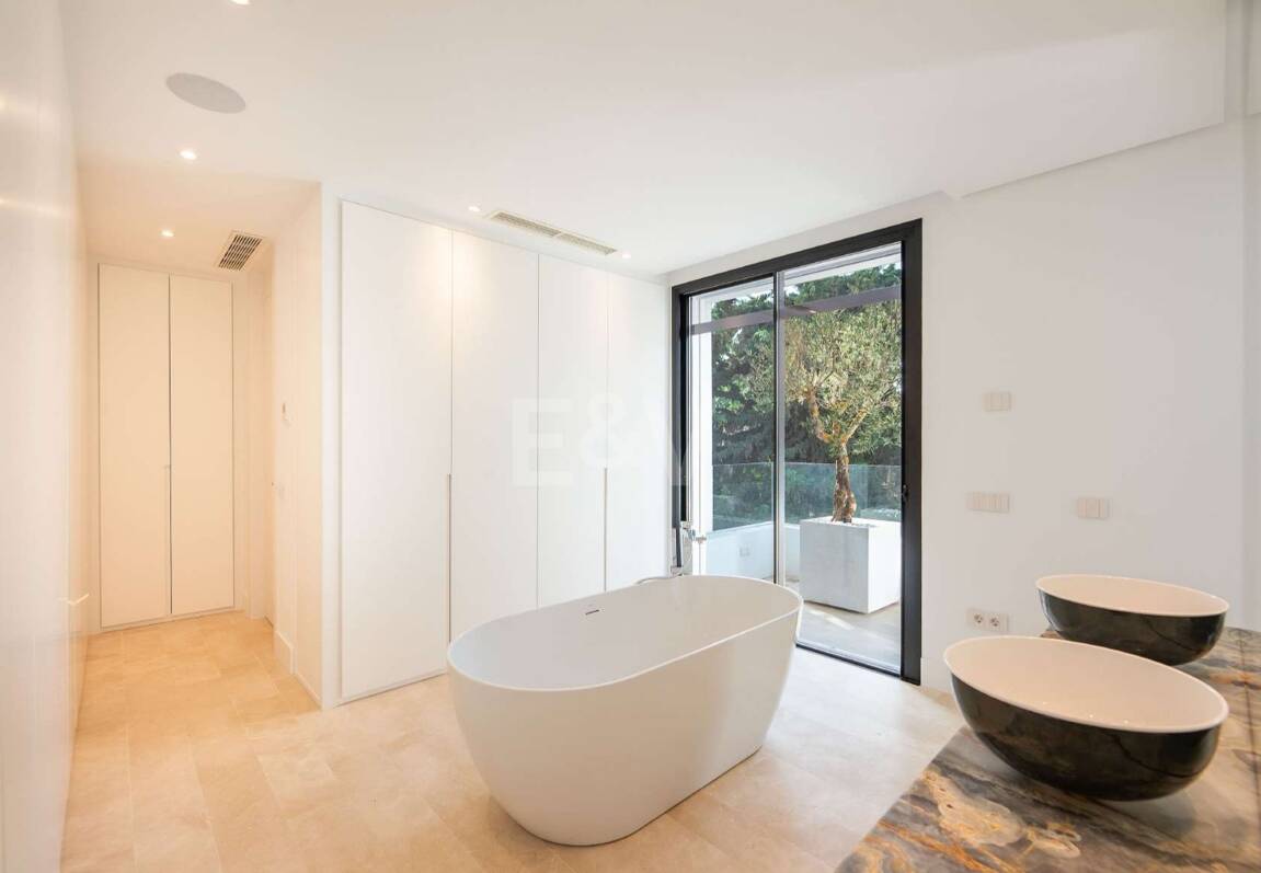 Luxurious and eco-friendly contemporary house in Casablanca, Marbella from 21,000€/week