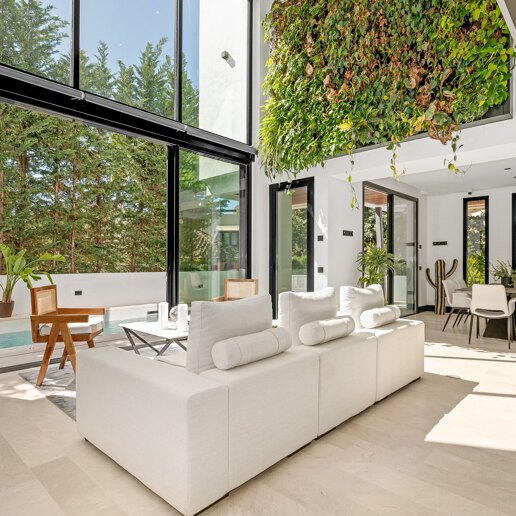 Maison contemporaine luxueuse et écologique à Casablanca, Marbella à partir de 21 000€/semaine