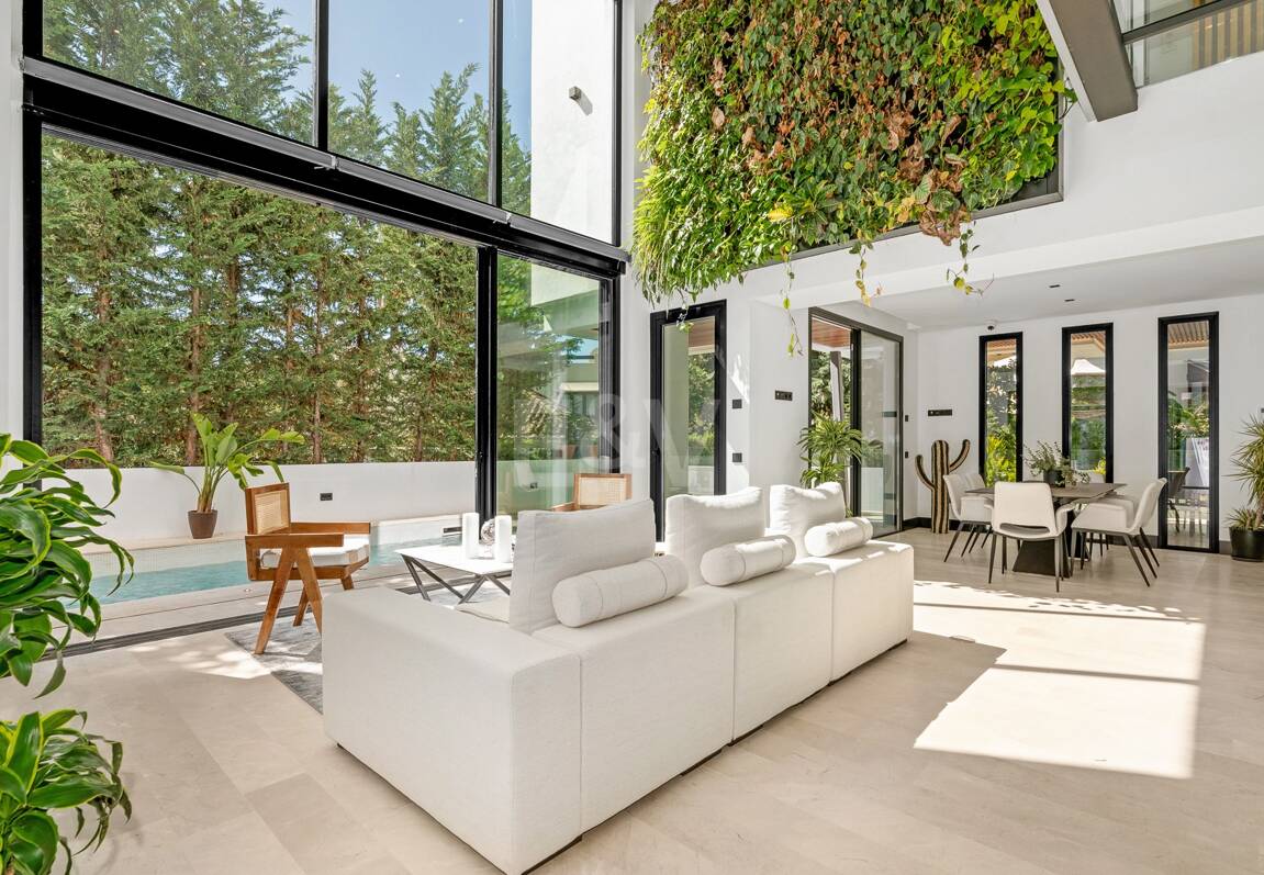 Luxurious and eco-friendly contemporary house in Casablanca, Marbella from 21,000€/week