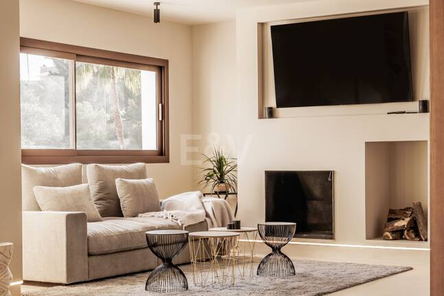 Luxury Boho Chic-style Villa near the Beach on the Golden Mile from 19,500€/week