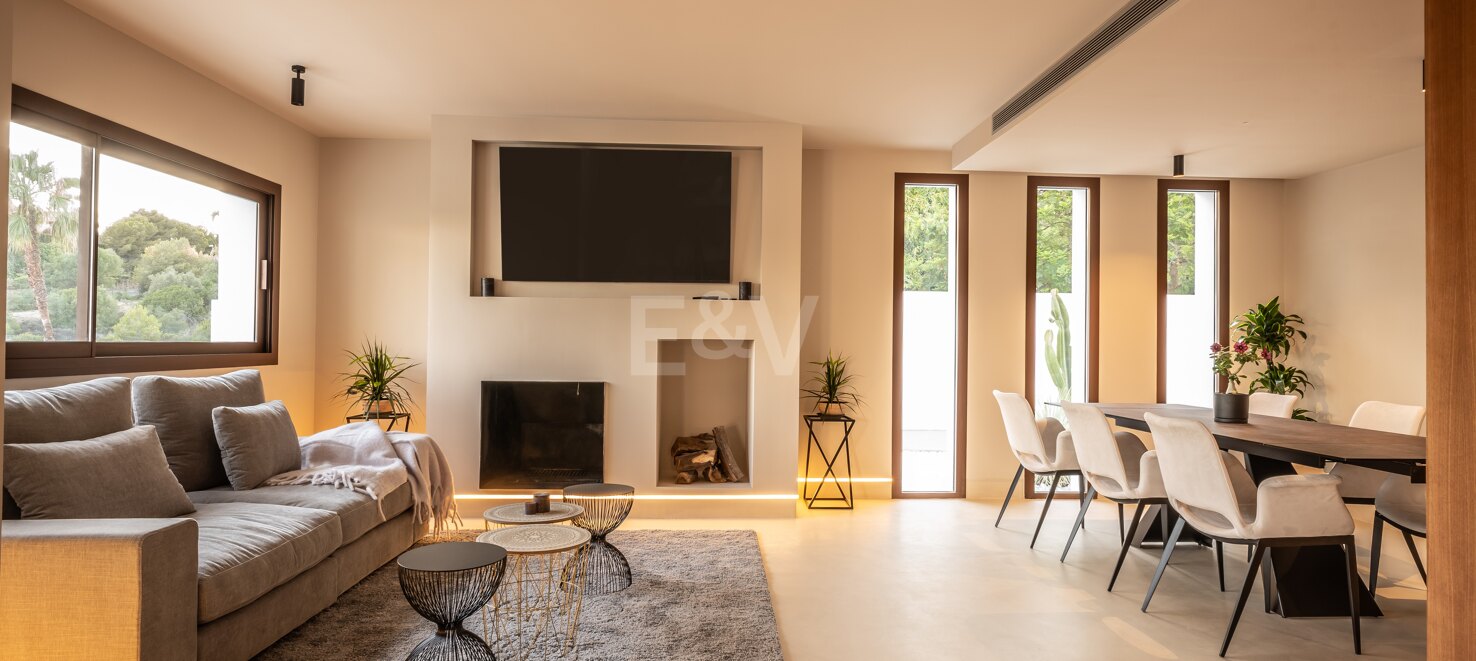 Luxuriöse Villa im Boho-Chic-Stil in Strandnähe an der Goldenen Meile von 19.500€/Woche