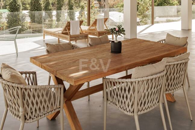 Luxury Boho Chic-style Villa near the Beach on the Golden Mile from 19,500€/week