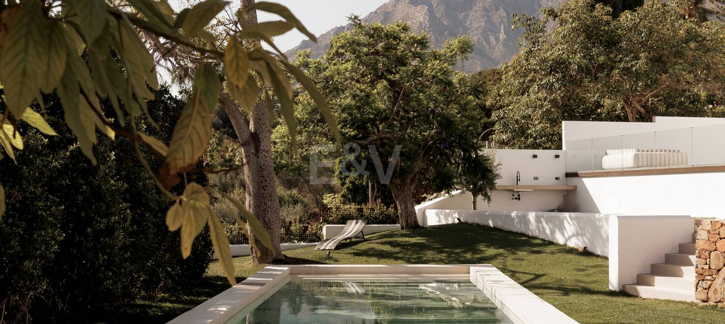 Lyx Boho Chic-stil Villa nära stranden på Golden Mile från 19 500 € / semana