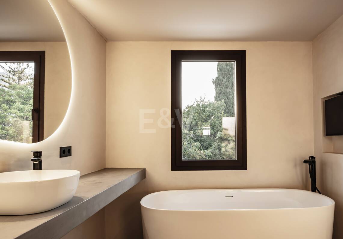 Boho de luxe style chic Villa près de la plage sur le Golden Mile à partir de 19 500€/sémana