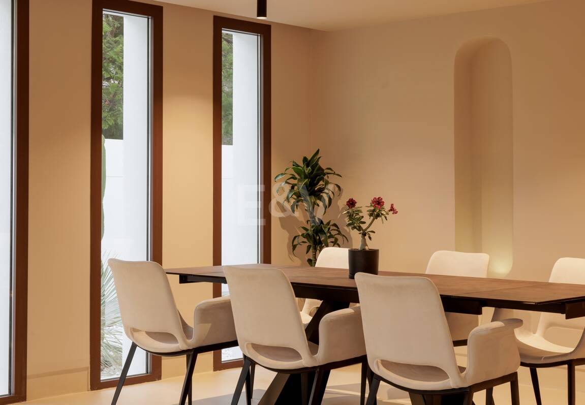 Luxury Boho Chic-style Villa near the Beach on the Golden Mile from 19,500€/week