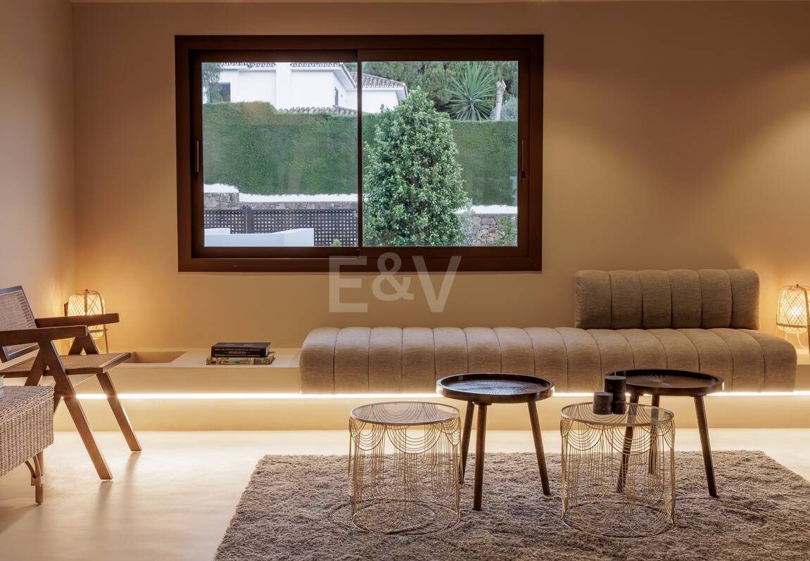 Luxury Boho Chic-style Villa near the Beach on the Golden Mile from 19,500€/week