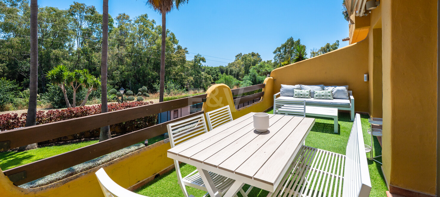 Rymliga Townhouse med Rooftop Terrace och Mountain Views