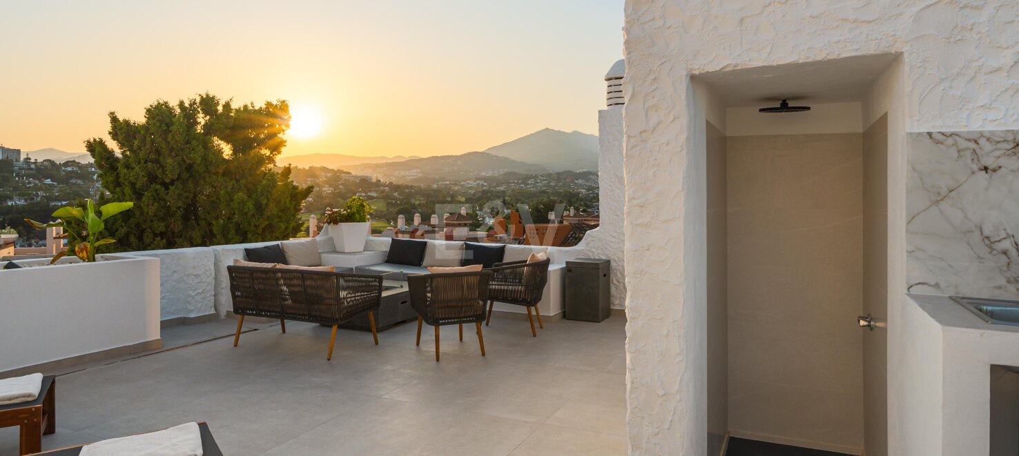 Penthouse modern style in Atalaya de Rio Verde