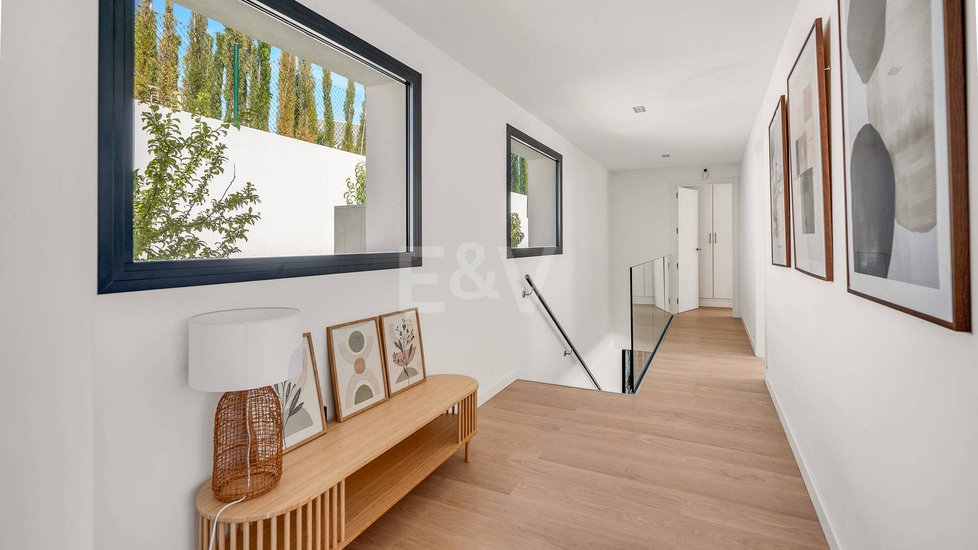 Fantastiskt prissatt lyx Villa med gym och underhållande faciliteter i Cabopino