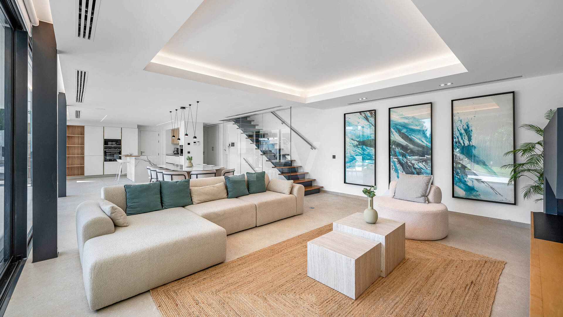 Fantastiskt prissatt lyx Villa med gym och underhållande faciliteter i Cabopino