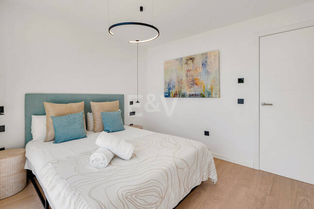 Fantastiskt prissatt lyx Villa med gym och underhållande faciliteter i Cabopino