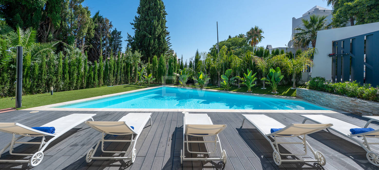 Lyx Villa med havsutsikt i Cabopino