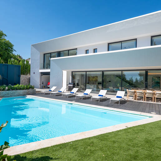 Lyx Villa med havsutsikt i Cabopino
