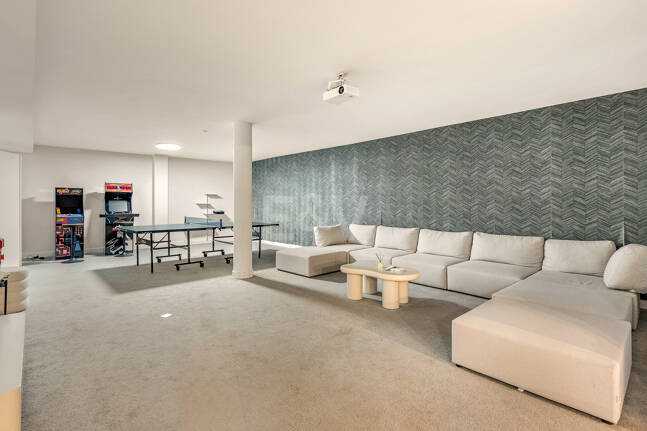 Fantastiskt prissatt lyx Villa med gym och underhållande faciliteter i Cabopino