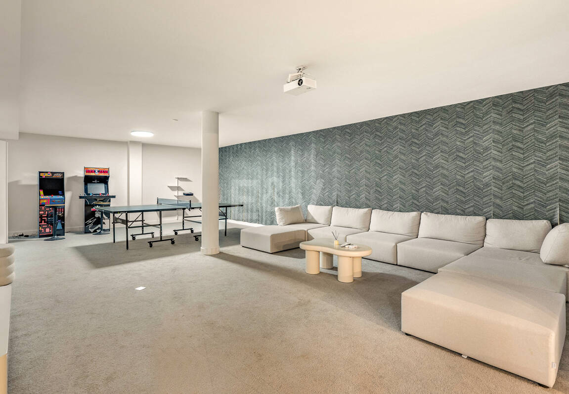 Fantastiskt prissatt lyx Villa med gym och underhållande faciliteter i Cabopino