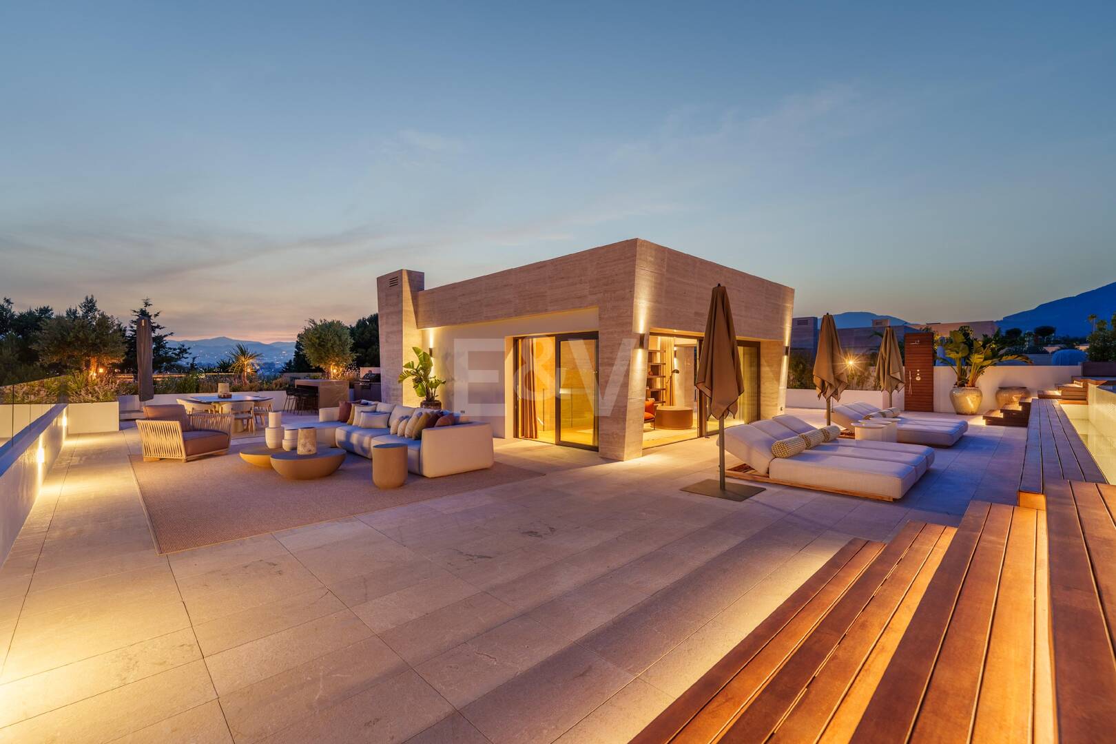 Sky Villa von Fendi Casa – Über 900 m² stilvoller Luxus auf höchstem Niveau