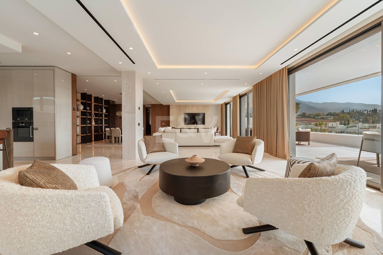 Iconic Sky Villa przez Fendi Casa z ponad 900 mkw Rafined Luxury