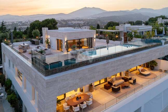 Iconic Sky Villa przez Fendi Casa z ponad 900 mkw Rafined Luxury