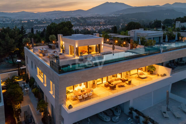 Iconic Sky Villa przez Fendi Casa z ponad 900 mkw Rafined Luxury