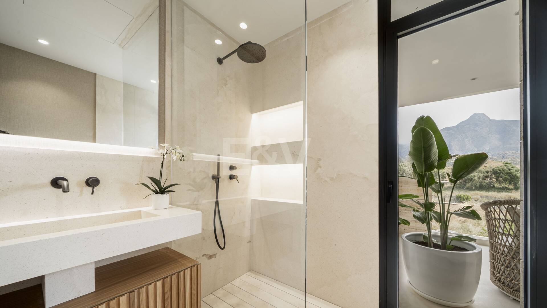 Penthouse exclusif avec piscine privée et vallée de golf panoramique Vues