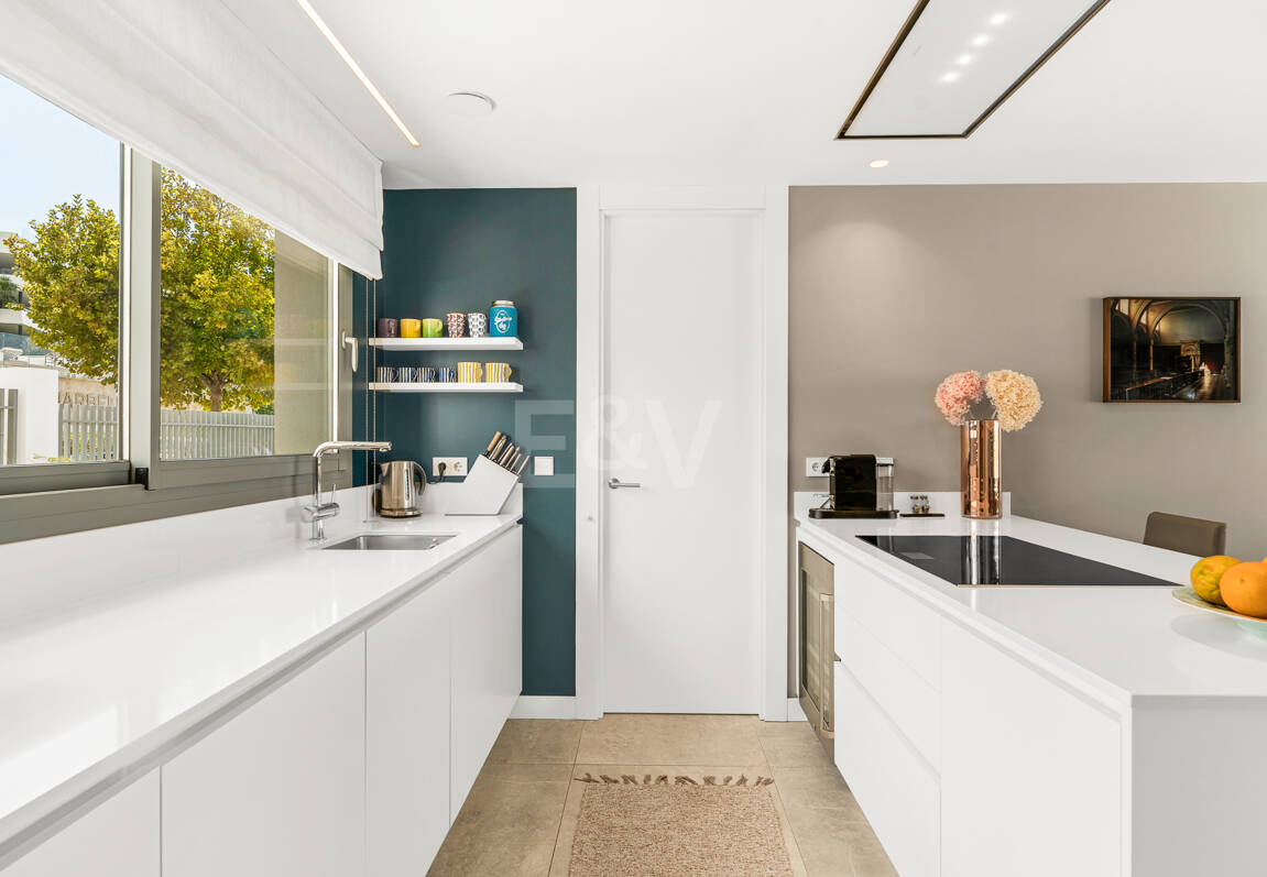 Exclusive Elegante 3-Zimmer-Wohnung mit Blick auf den Sonnenuntergang in Soul Marbella