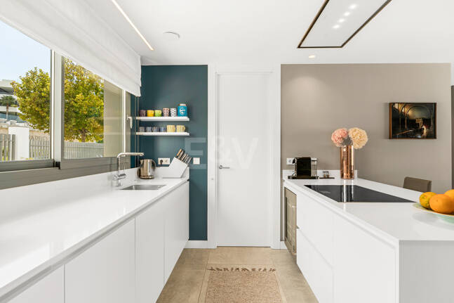 Exclusive Elegante 3-Zimmer-Wohnung mit Blick auf den Sonnenuntergang in Soul Marbella