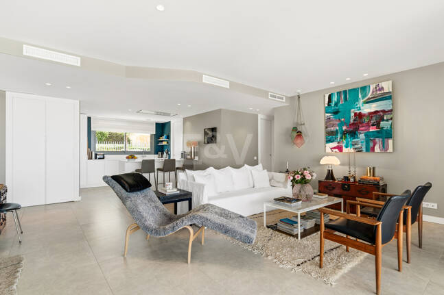 Exclusive Elegante 3-Zimmer-Wohnung mit Blick auf den Sonnenuntergang in Soul Marbella