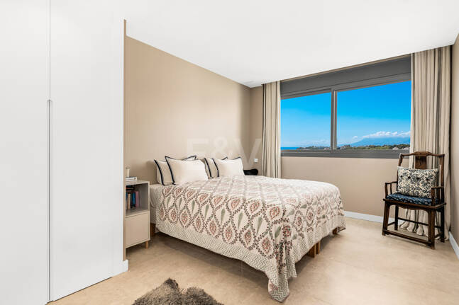 Exclusive Elegante 3-Zimmer-Wohnung mit Blick auf den Sonnenuntergang in Soul Marbella