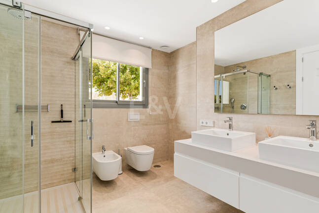 Exclusive Elegante 3-Zimmer-Wohnung mit Blick auf den Sonnenuntergang in Soul Marbella