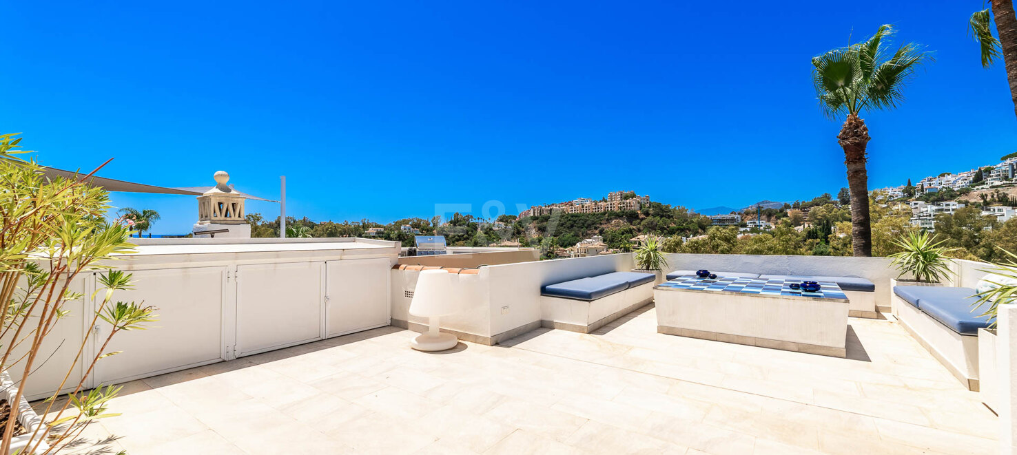 Semi fristående Villa med privat pool, trädgård