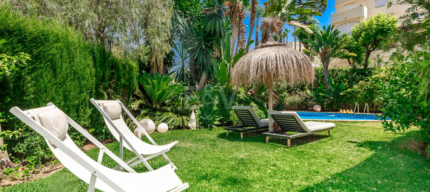 Semi fristående Villa med privat pool, trädgård