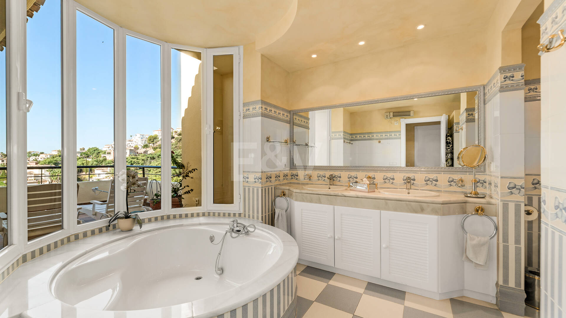 Penthouse Duplex Premium avec vue sur la mer