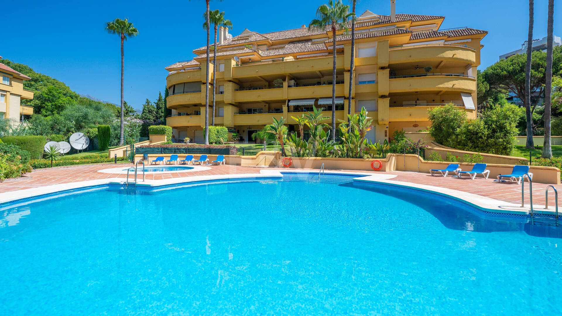 Amplio apartamento con jardín en el prestigioso complejo Greenlife Village, Río Real