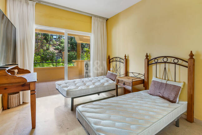 Amplio apartamento con jardín en el prestigioso complejo Greenlife Village, Río Real