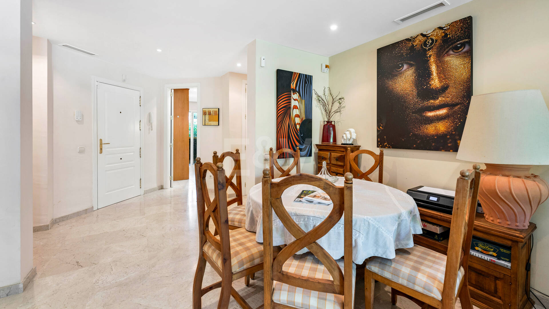 Amplio apartamento con jardín en el prestigioso complejo Greenlife Village, Río Real