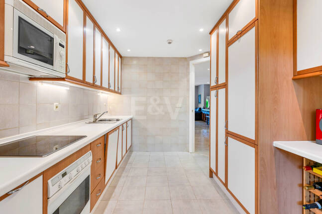 Amplio apartamento con jardín en el prestigioso complejo Greenlife Village, Río Real