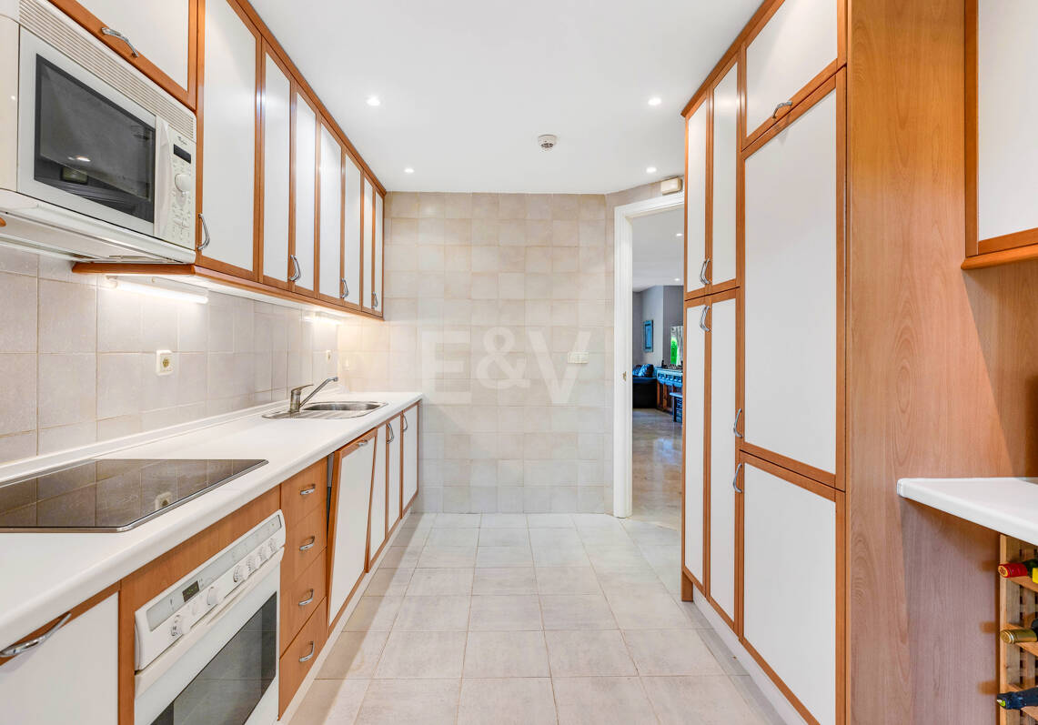 Amplio apartamento con jardín en el prestigioso complejo Greenlife Village, Río Real