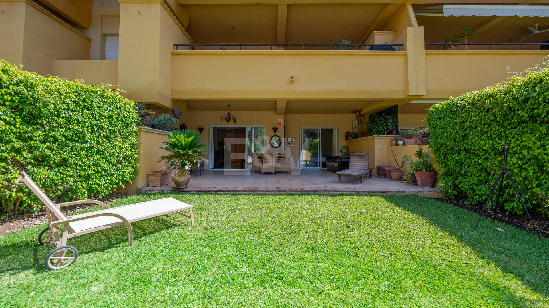 Amplio apartamento con jardín en el prestigioso complejo Greenlife Village, Río Real