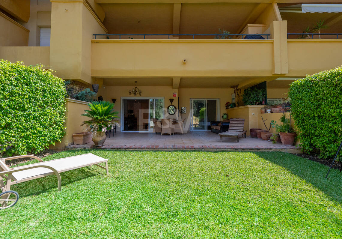 Amplio apartamento con jardín en el prestigioso complejo Greenlife Village, Río Real