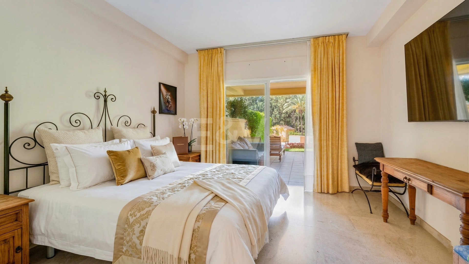 Amplio apartamento con jardín en el prestigioso complejo Greenlife Village, Río Real