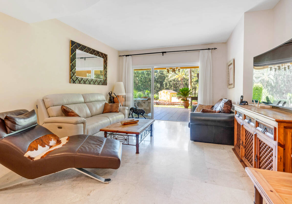 Amplio apartamento con jardín en el prestigioso complejo Greenlife Village, Río Real