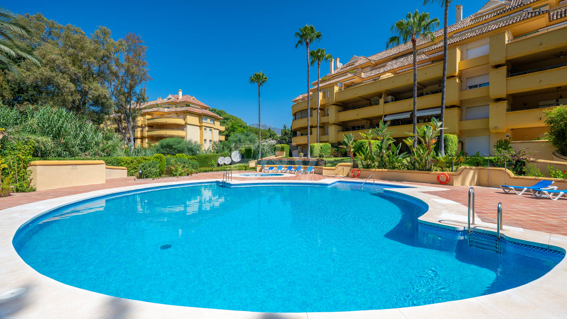 Amplio apartamento con jardín en el prestigioso complejo Greenlife Village, Río Real