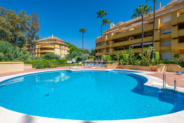 Amplio apartamento con jardín en el prestigioso complejo Greenlife Village, Río Real