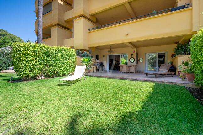 Amplio apartamento con jardín en el prestigioso complejo Greenlife Village, Río Real